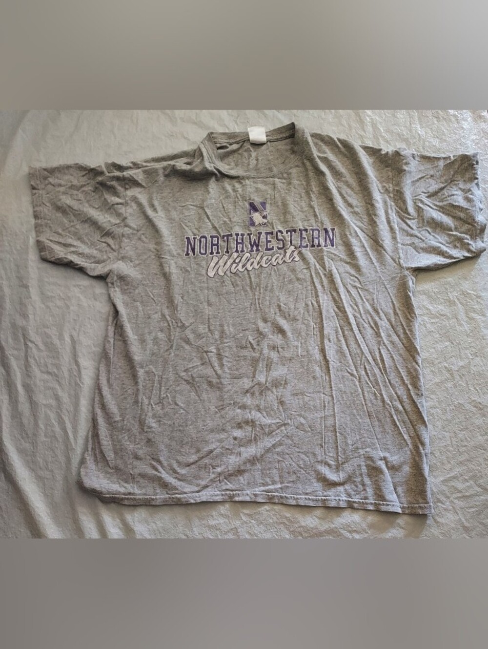 Gildan Northwestern Wildcats Gray Short Sleeve Tee